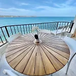 Luxury Seafront With Panoramic Views- Ghadira, Bay Lejlighed *