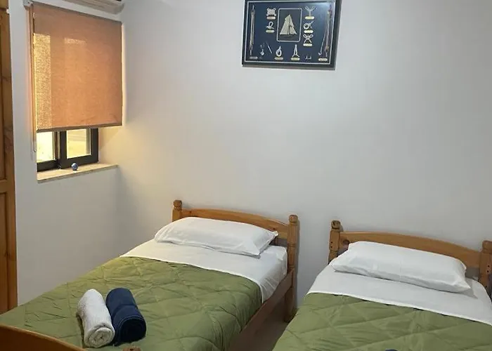 Luxury Seafront With Panoramic Views- Ghadira, Bay * 멜리에하